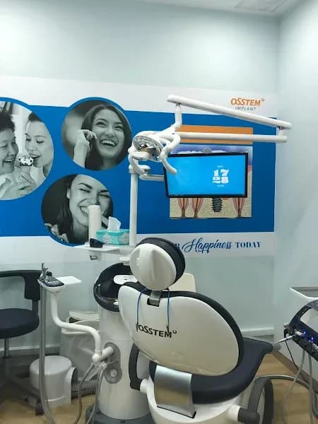 1728 Dental Implant and Wisdom Tooth Surgery Centre clinic