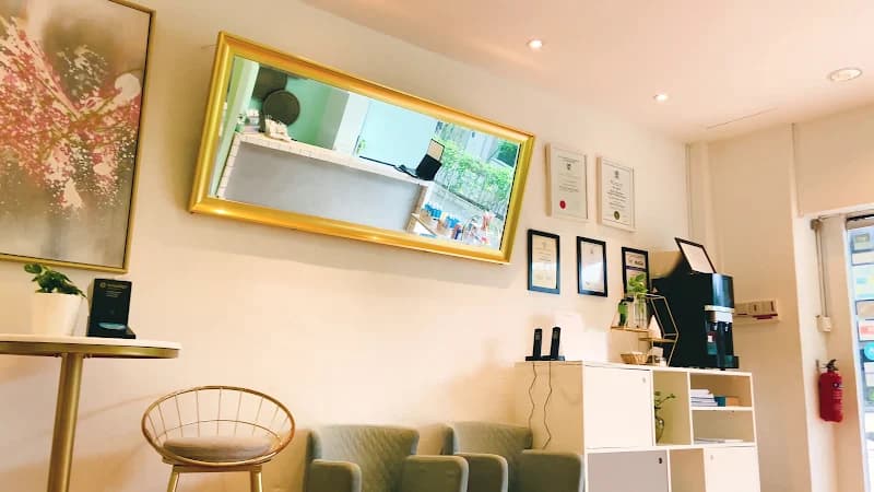 Smilepoint Dental Holland Village photo 2