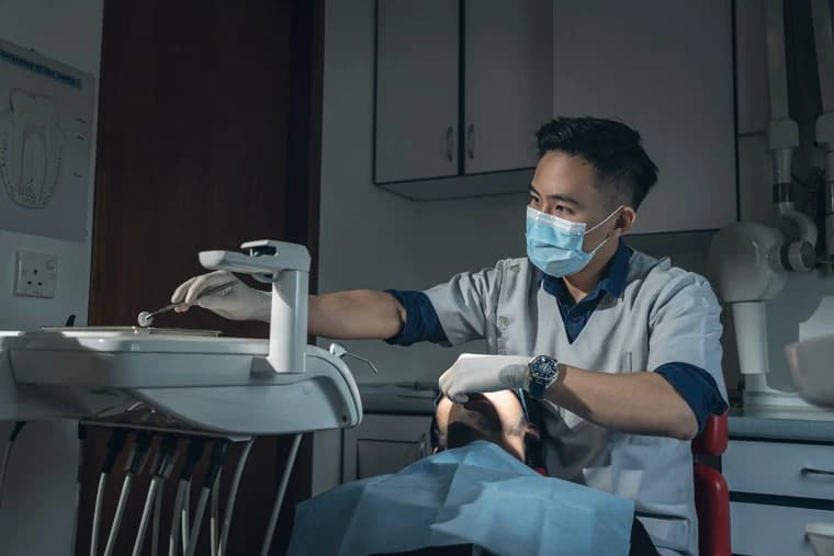 Henry Kwek Dental Surgery photo 2