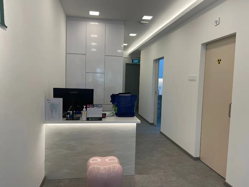Q & M Dental Surgery Boon Lay 216 photo 2