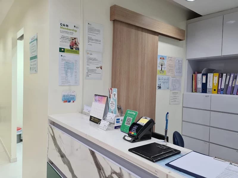 Q & M Dental Surgery (Toh Yi) photo 2