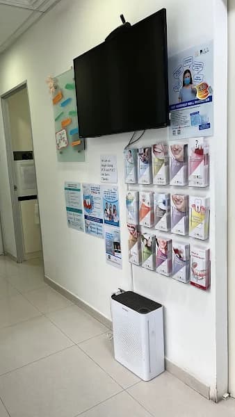Q & M Dental Surgery photo 2