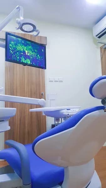 Universe Dental Clinic clinic